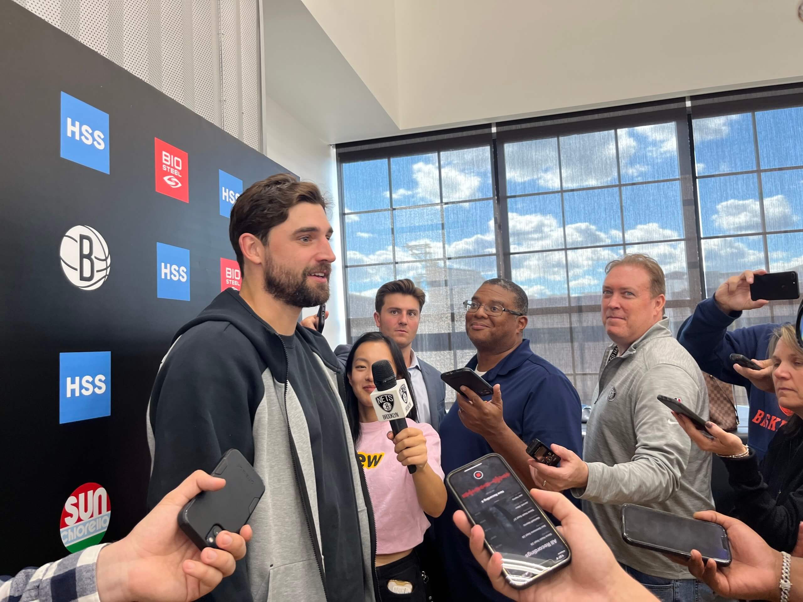 After trying season, Joe Harris still working to bring positive energy to  Nets
