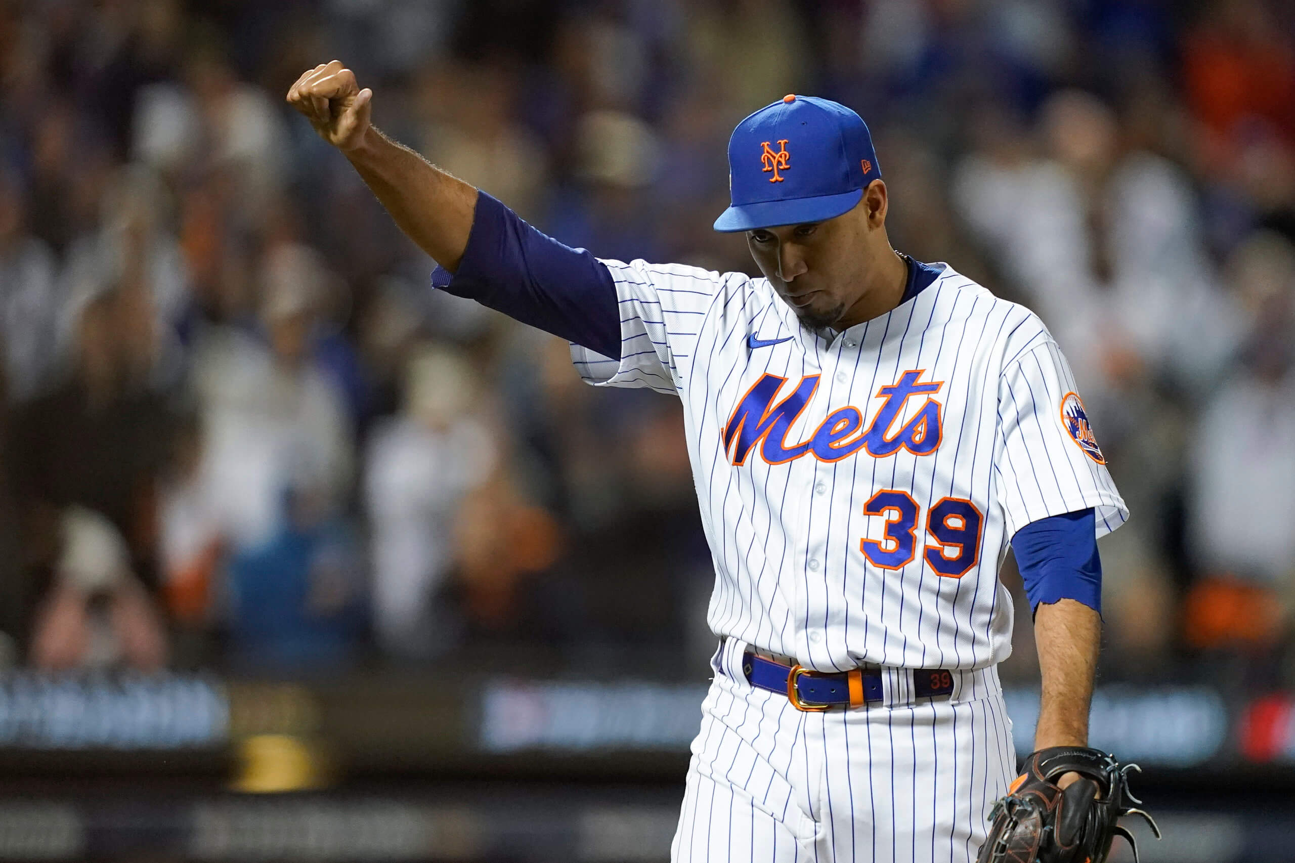 Edwin Diaz recovery update: Mets' star closer throwing at 150 feet
