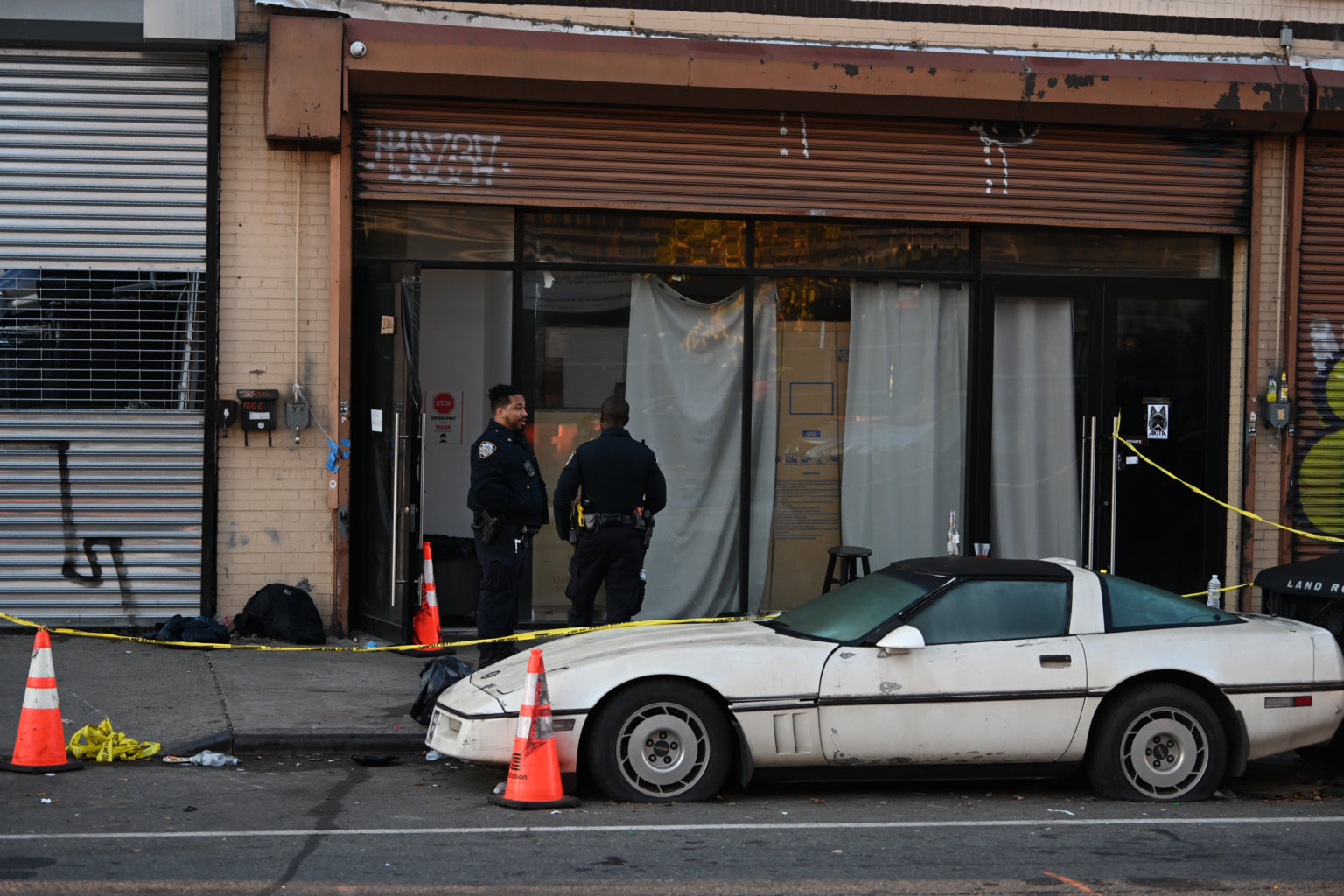 Brooklyn Shooting Leaves Man Dead After Being Hit Twice In Back Cops Amnewyork 1366