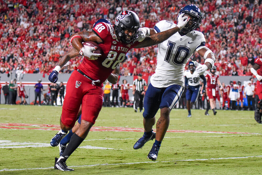 Week 1 College Football: NC State vs. UConn and more on CBS Sports Network  - BVM Sports