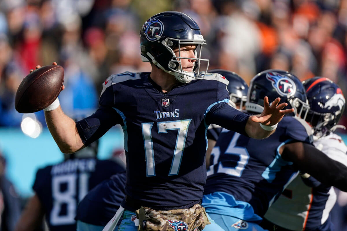 Tennessee Titans at Green Bay Packers: Thursday Night Football