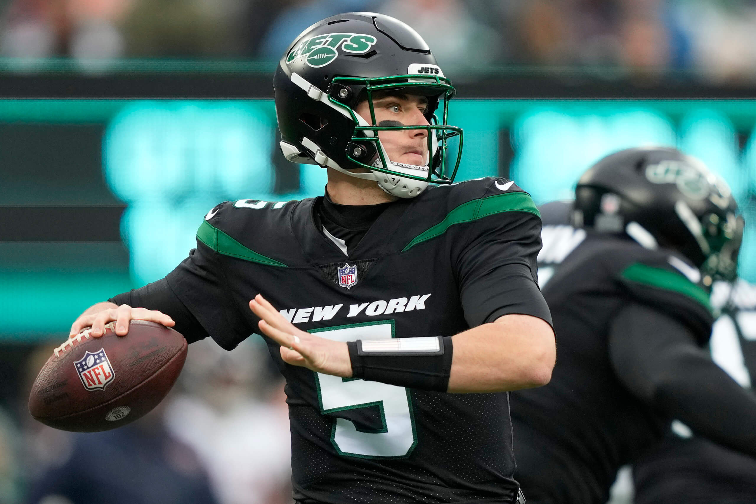 Mike White crashes as Buffalo Bills pummel NY Jets (Highlights)