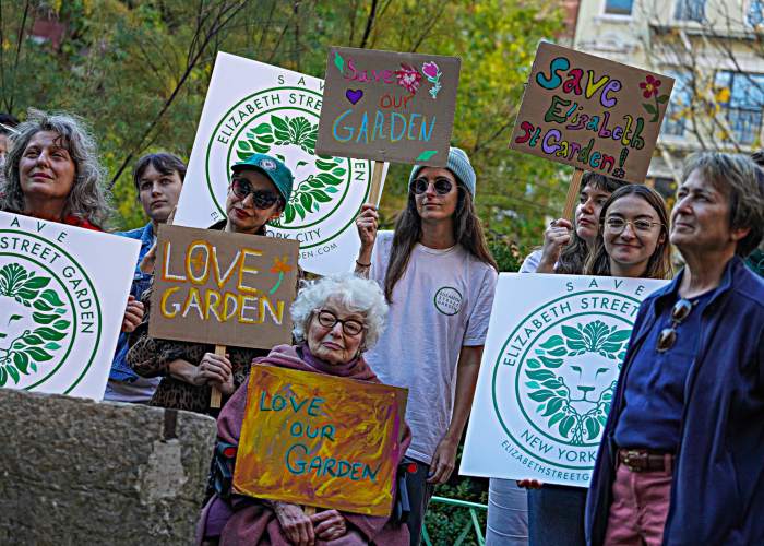 Elizabeth Street Garden advocates in 2022