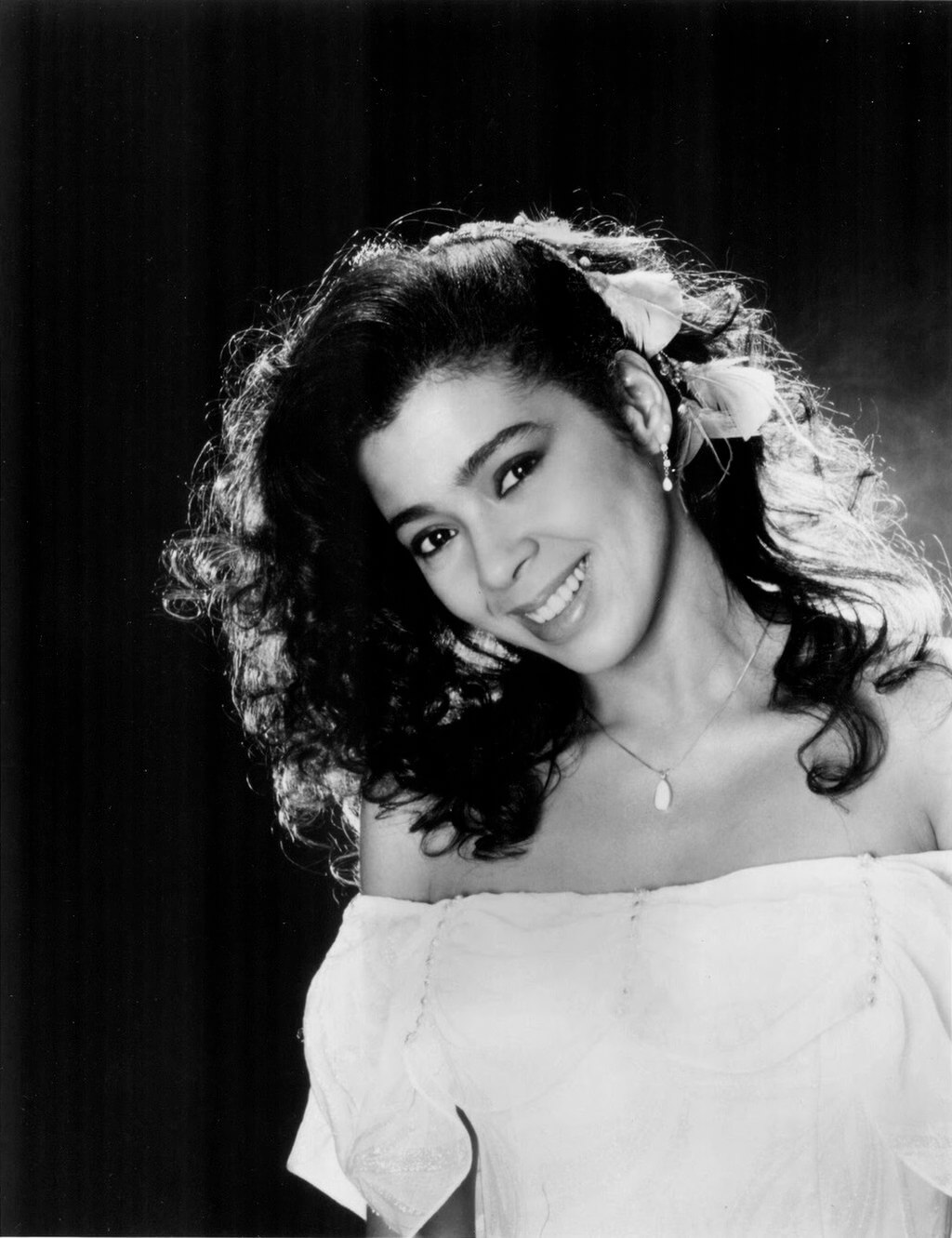 New York native Irene Cara, 'Fame' and 'Flashdance' singer-actor, dies at  63
