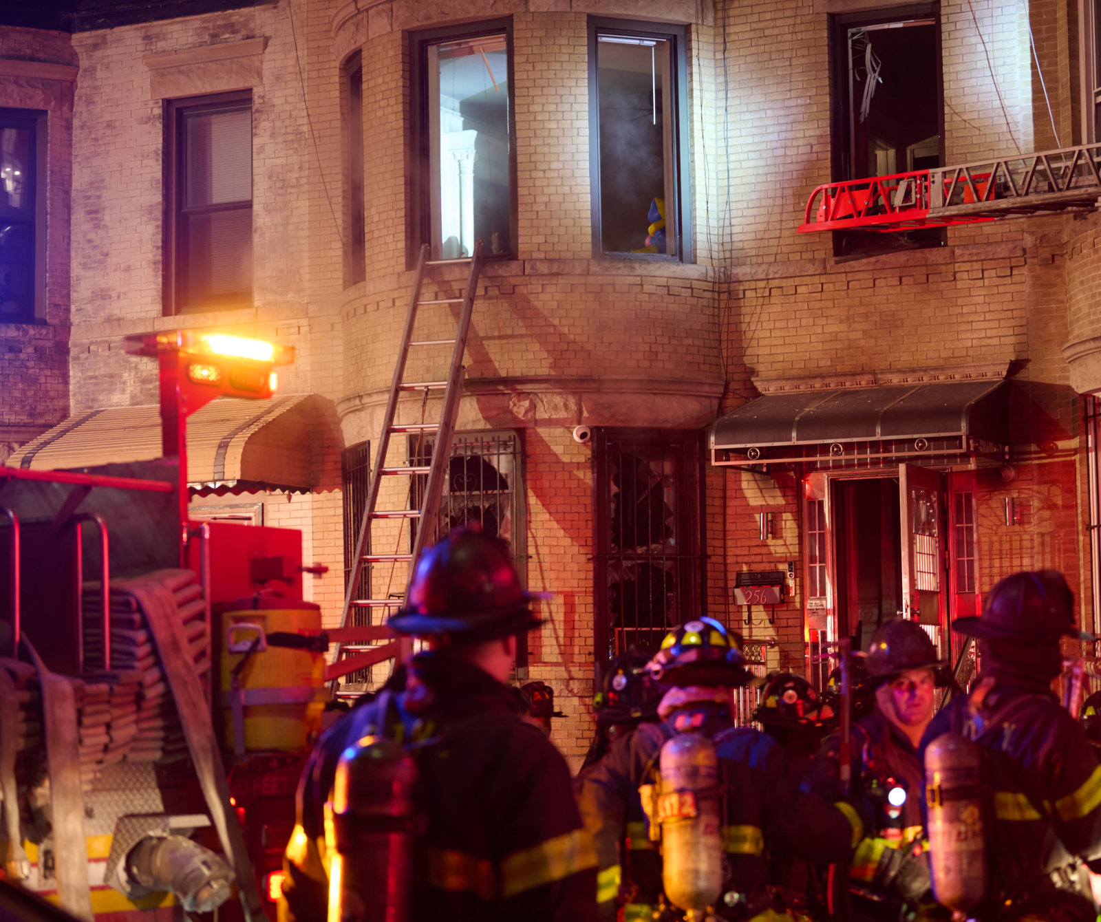 Brooklyn Woman Killed After Fire Consumes Her Brownstone | AmNewYork