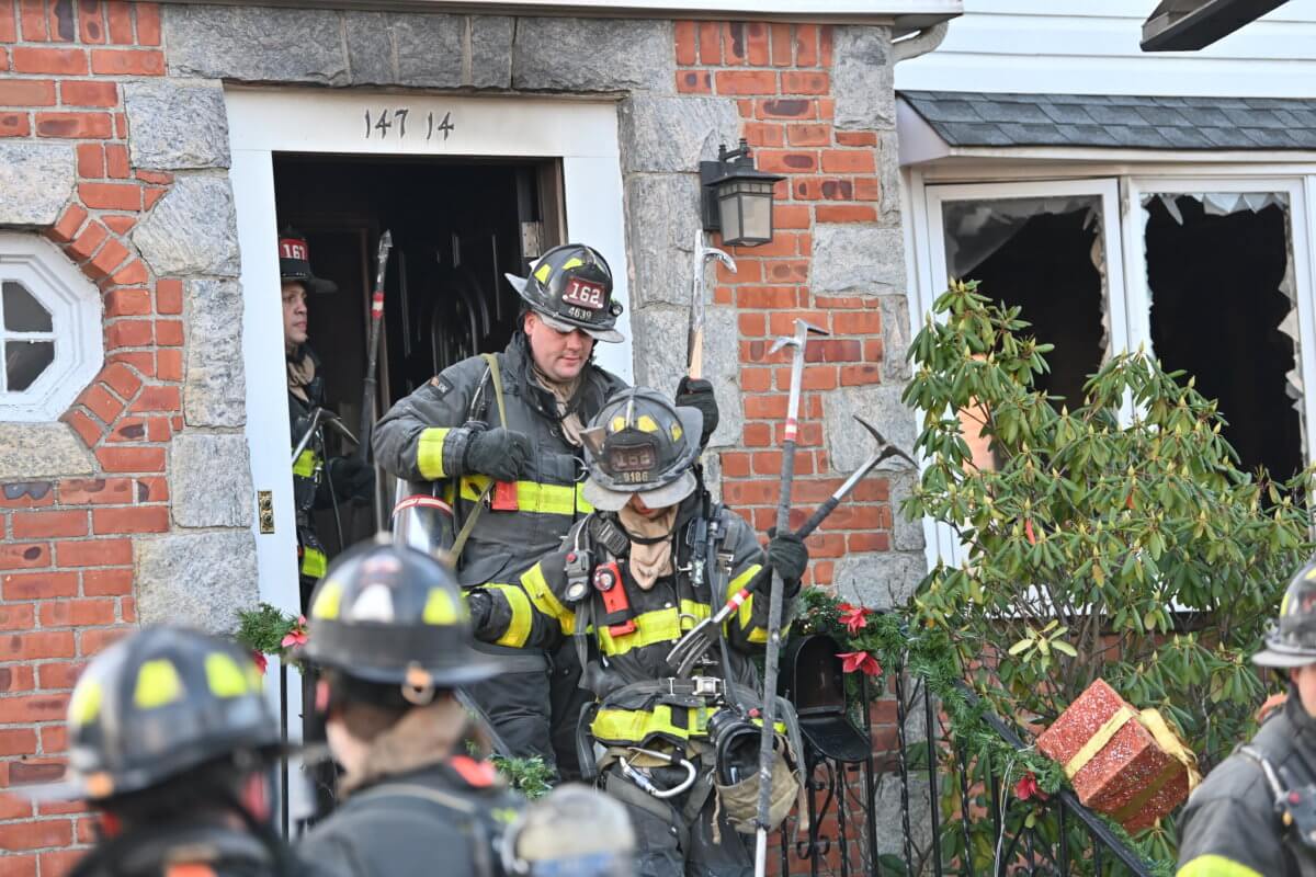 Staten Island House Fire Claims Lives Of Two Young Children: FDNY ...