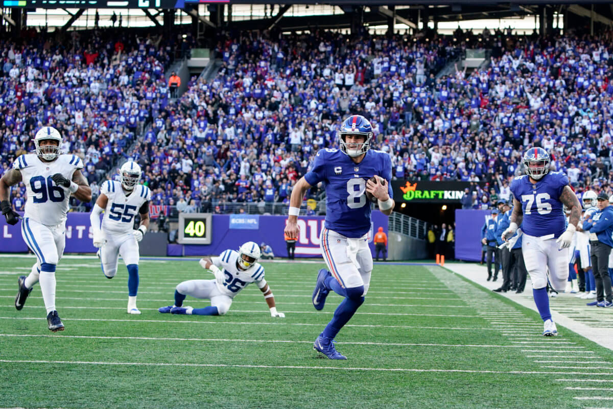 With a more potent offense and better defense, the Giants look for