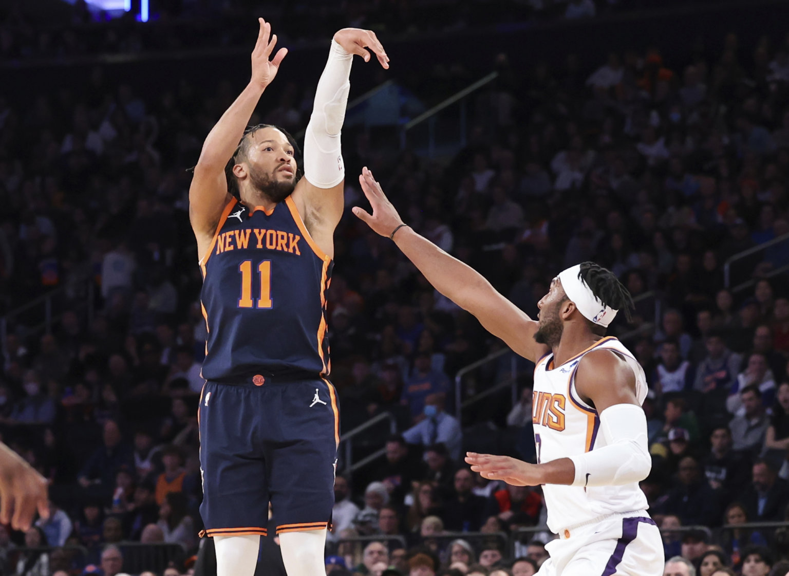 Jalen Brunson Returns To Propel Knicks Past Shorthanded Suns 102-83 ...