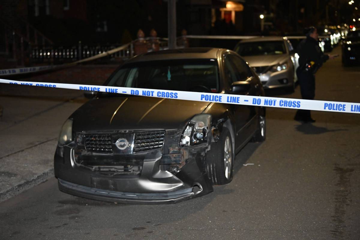 Officers closed off East 46th Street and Avenue K following a double shooting Saturday night. The incident left one man dead and another injured