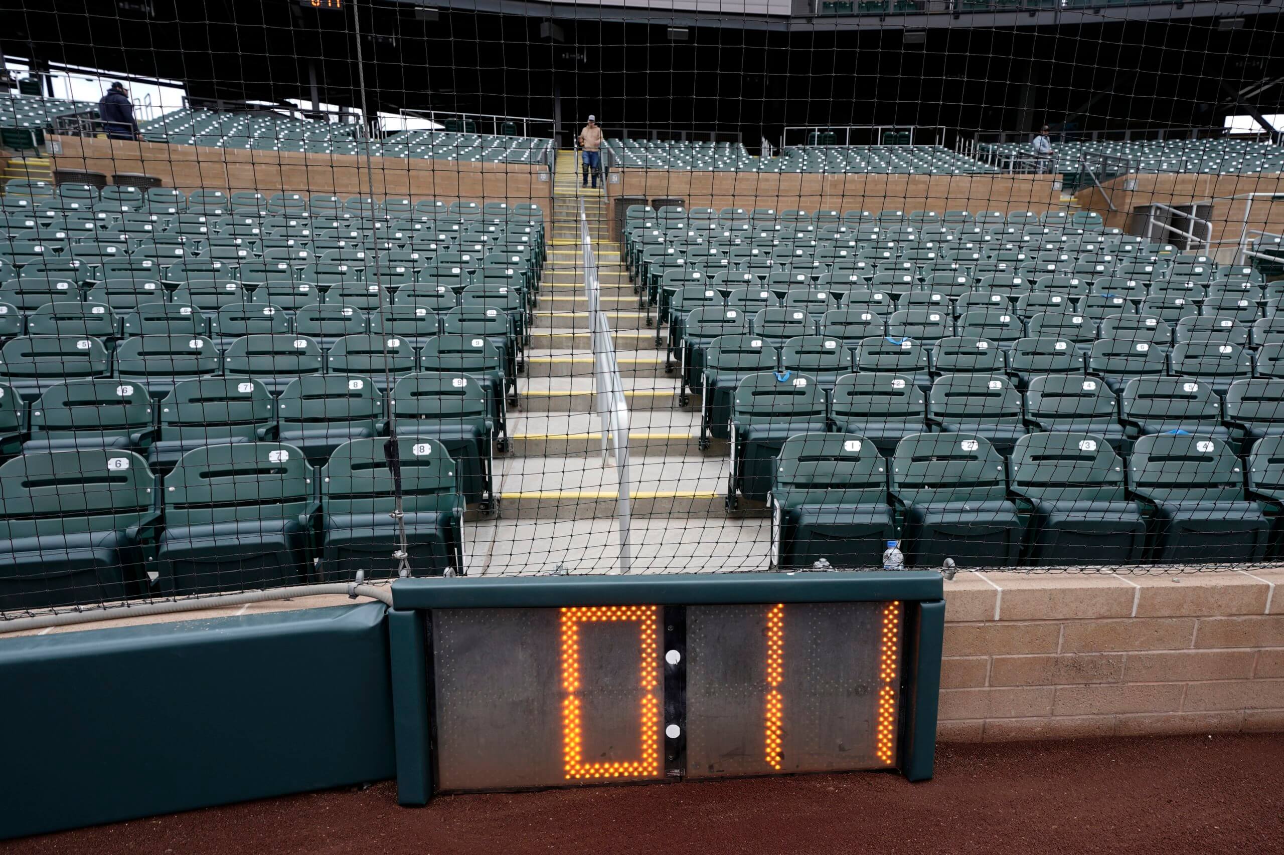 Opinion: Baseball's new pitch clock is the best thing since sliced