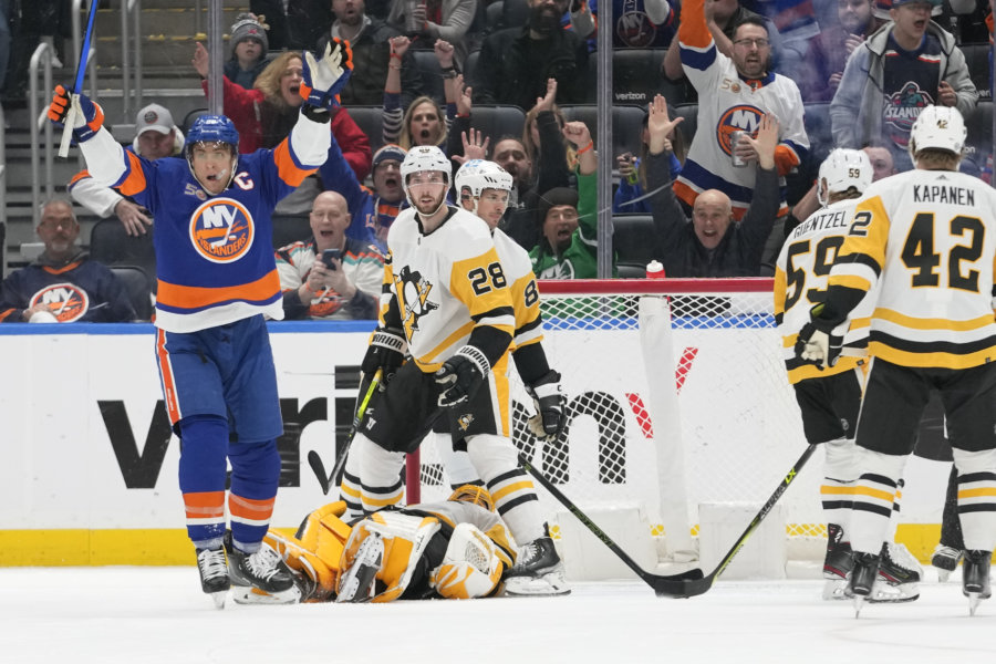 Parise Scores Winner In 1,200th Game, Islanders Come Back To Stun ...