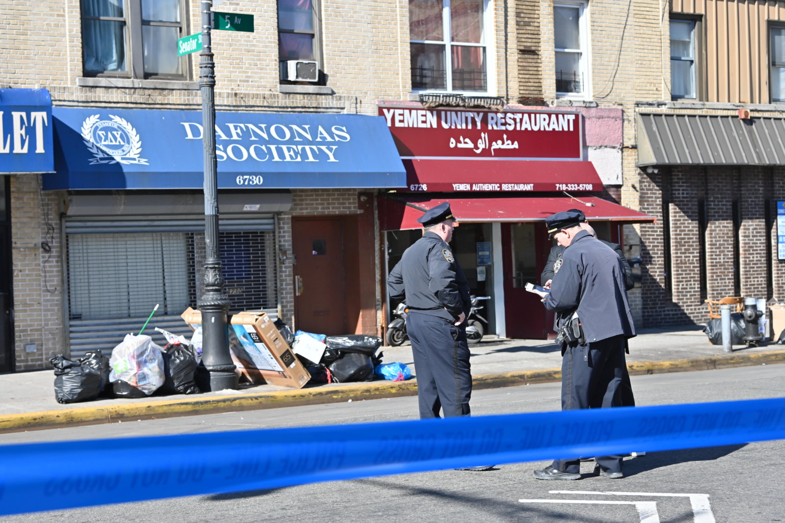 Morning Mayhem U Haul Driver Plows Into Nine People In Brooklyn Leaving One Dead Cops Say 