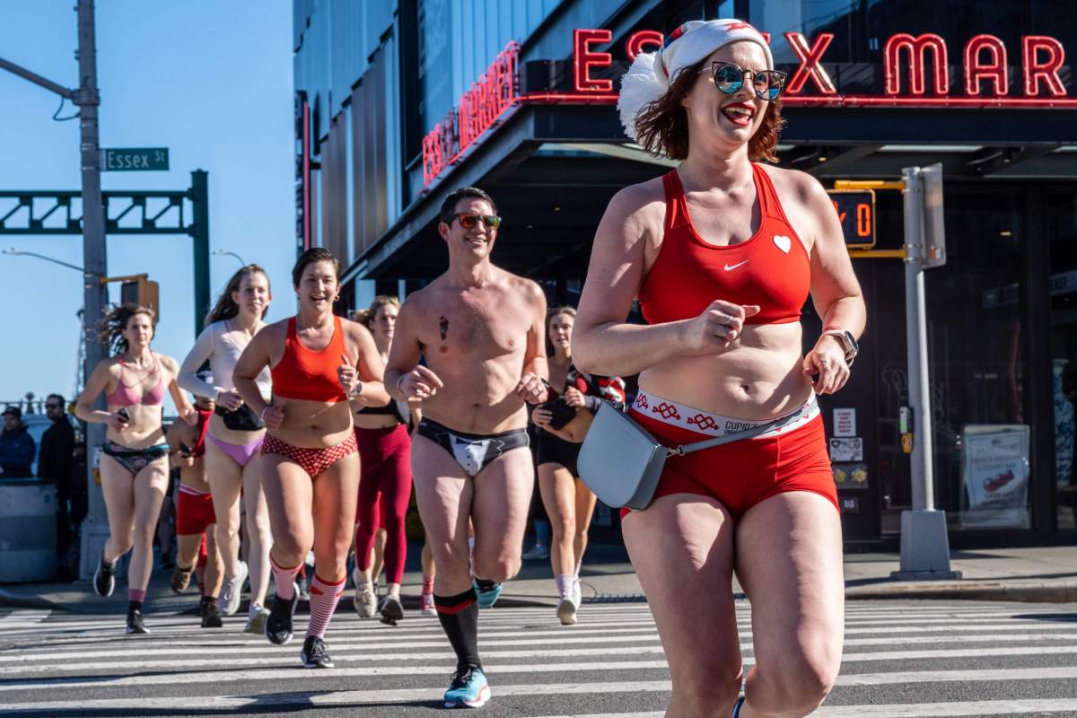 Women's Running Underwear - Run and Become