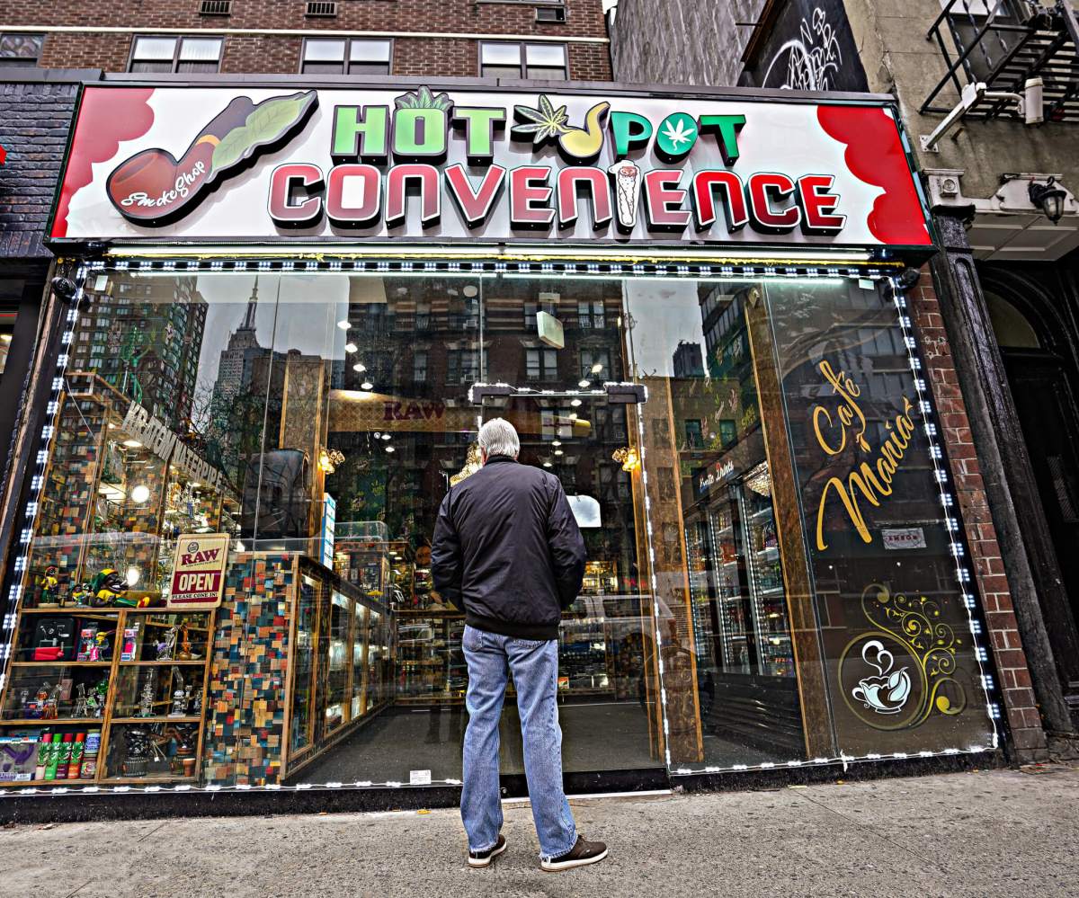 NYC stores skirting marijuana licensing rules