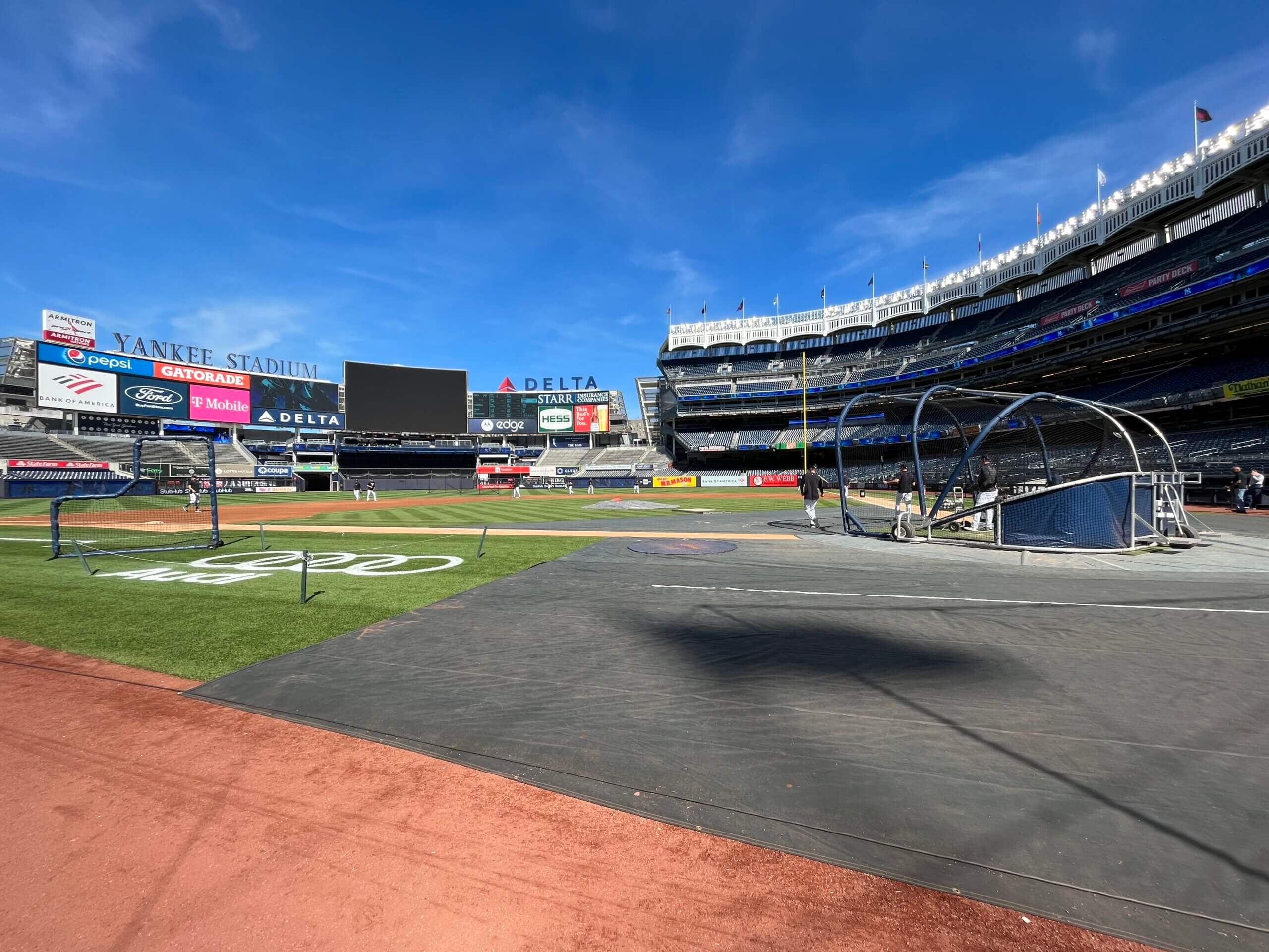 Heritage Field Opens Near Yankee Stadium - The New York Times