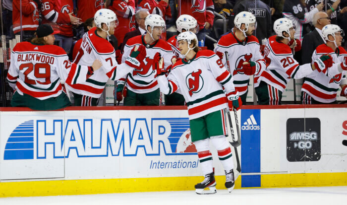Hurricanes blow doors off Devils in 2nd, take commanding 3-1 series lead  with 6-1 win