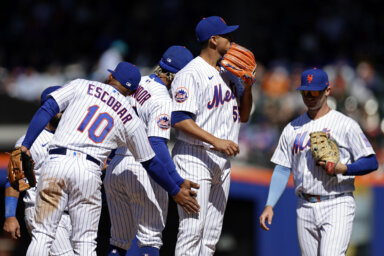 Mets closer Edwin Diaz undergoes successful surgery on knee