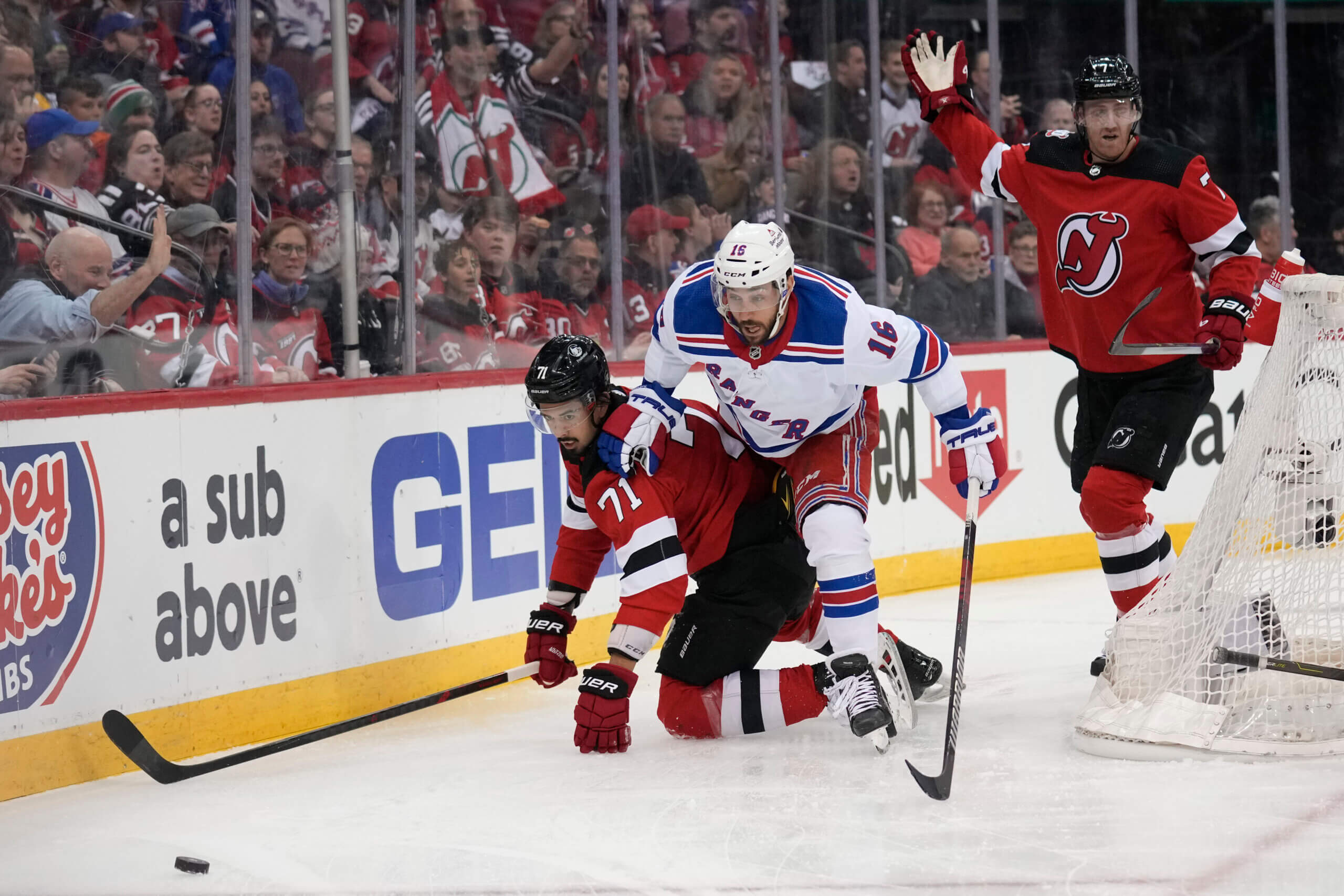 NHL playoffs: Devils showin why they're a real Stanley Cup threat