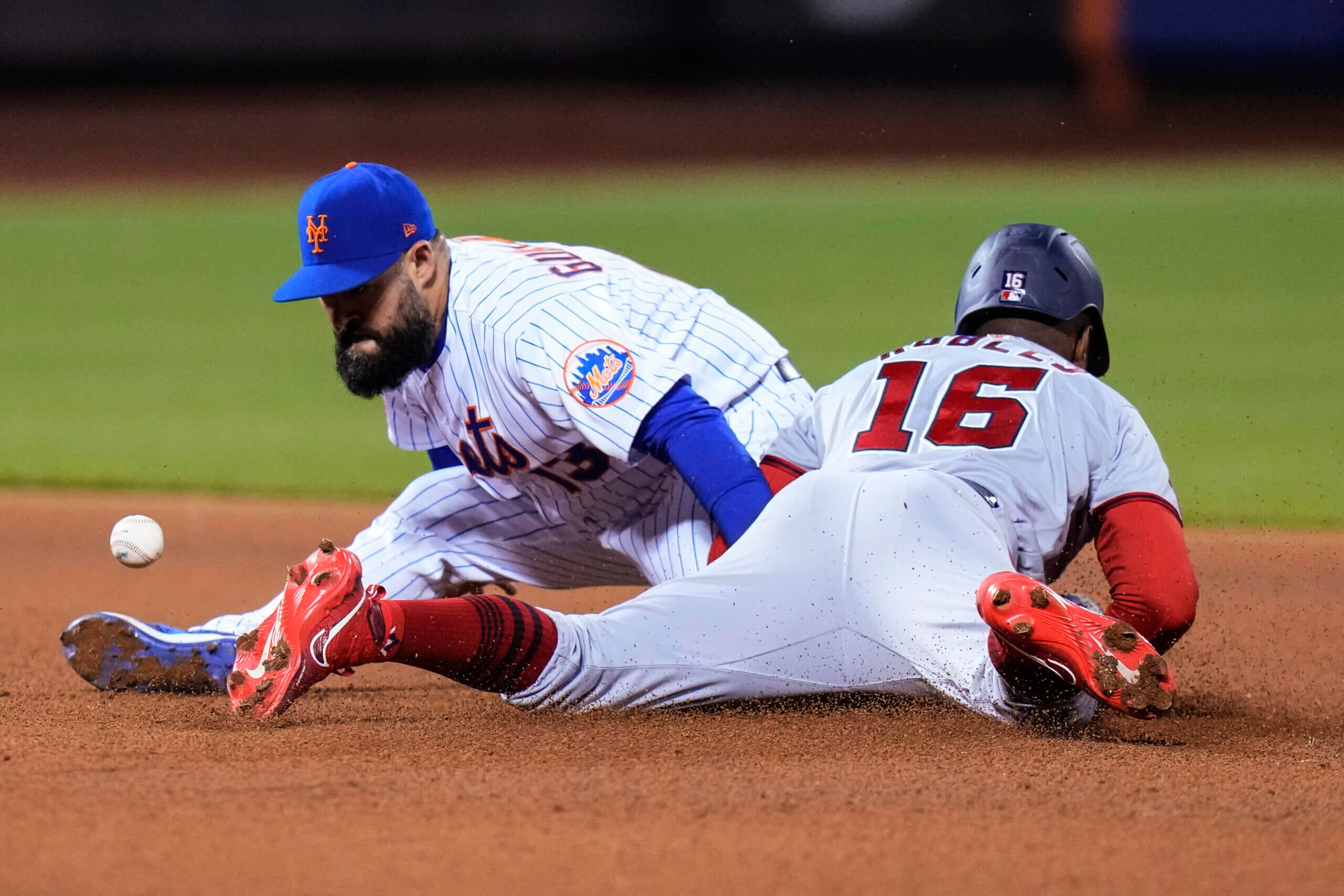 Luis Guillorme, Mets walk off Dodgers to avoid sweep