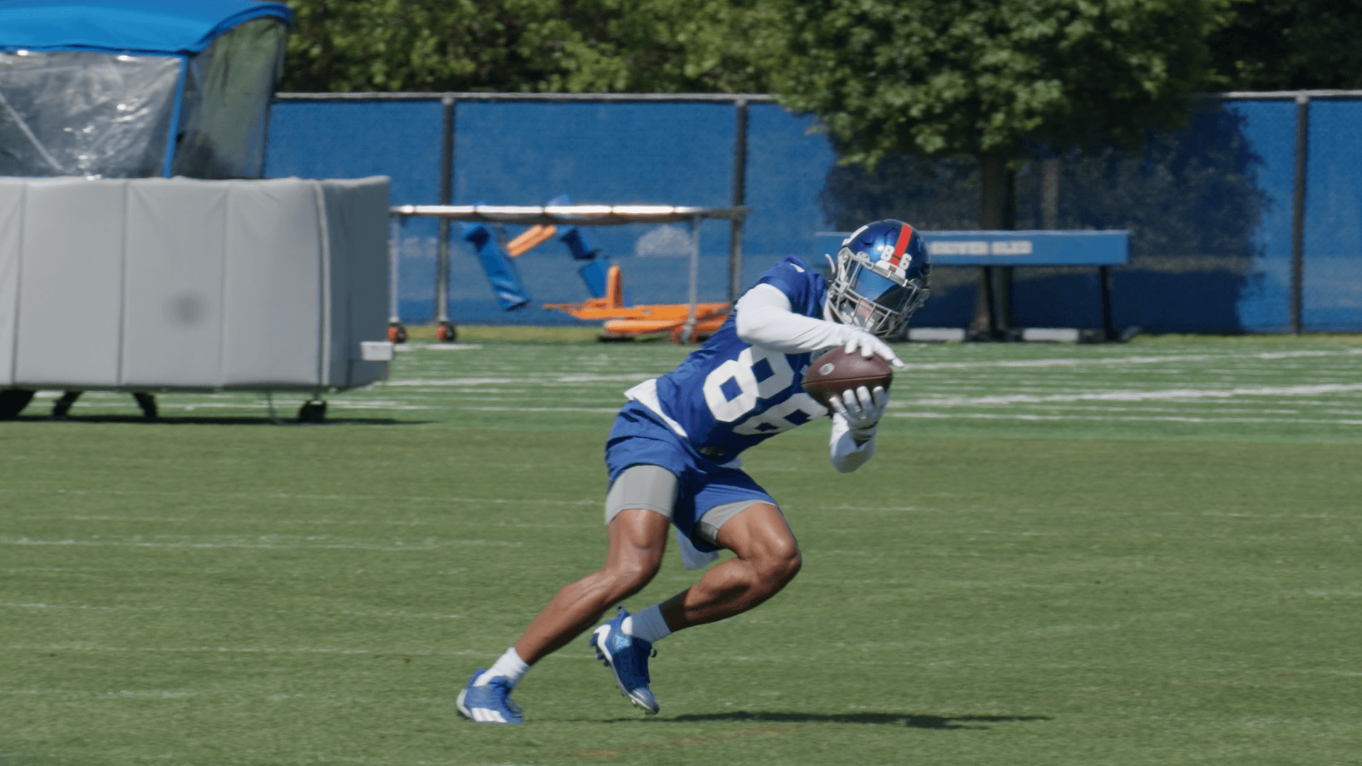 Giants added speed with receiver group likened to 'bunch of Ferraris' by  Darius Slayton