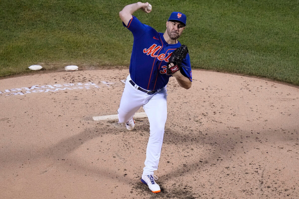 Mets starter Justin Verlander becomes 21st pitcher in MLB history