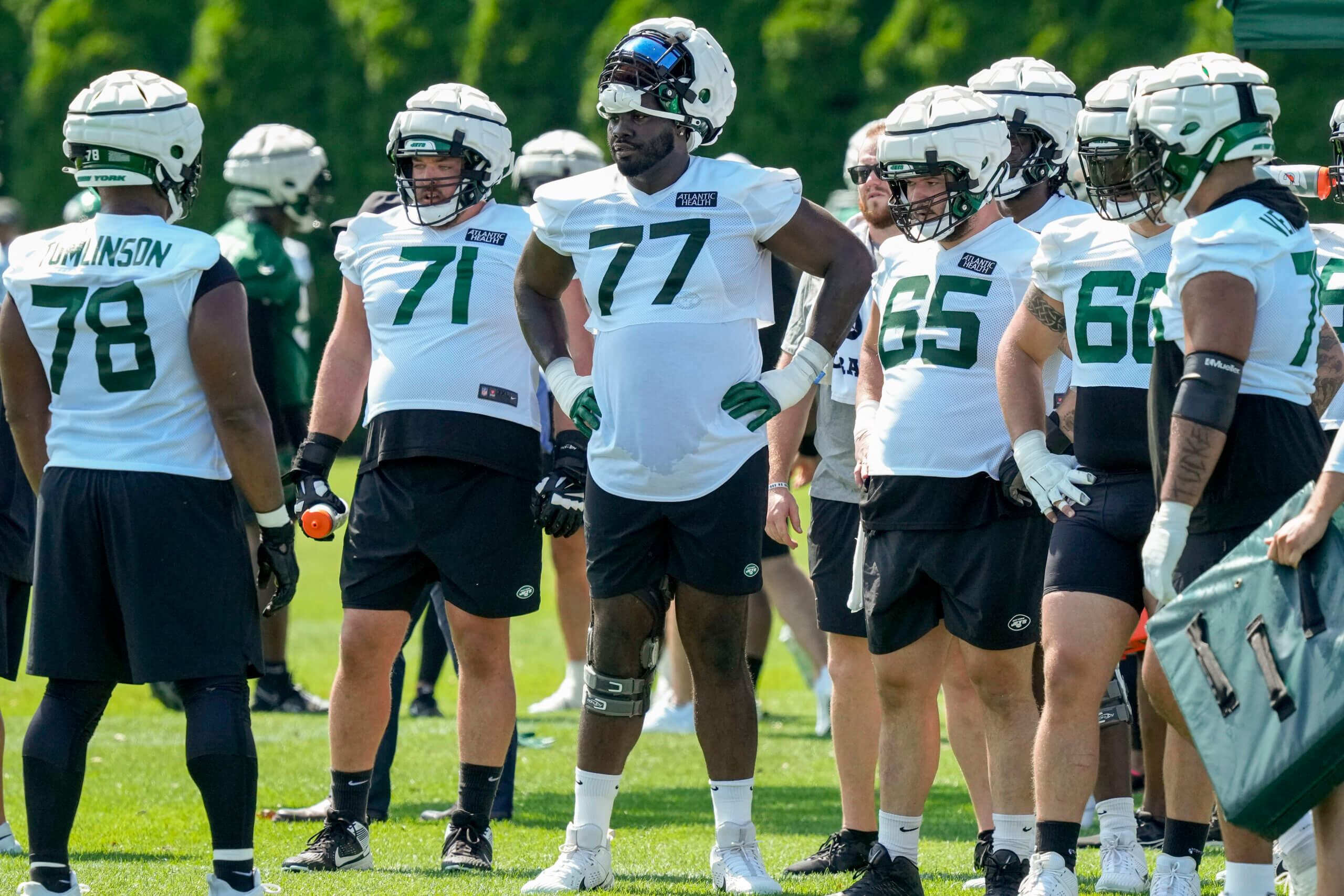 Jets starting offensive line struggles without AVT and other takeaways from  loaded Tuesday practice