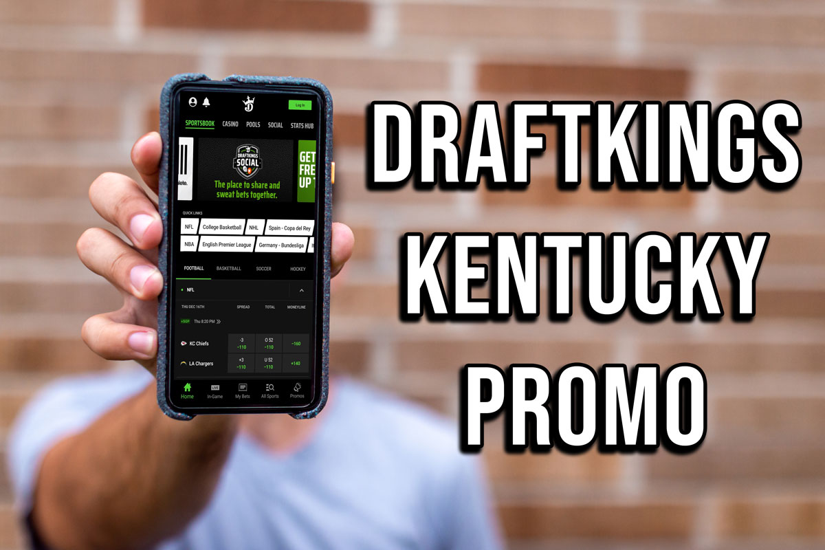 DraftKings Sportsbook promo scores CFB, NFL bettors up to $300 in bonuses