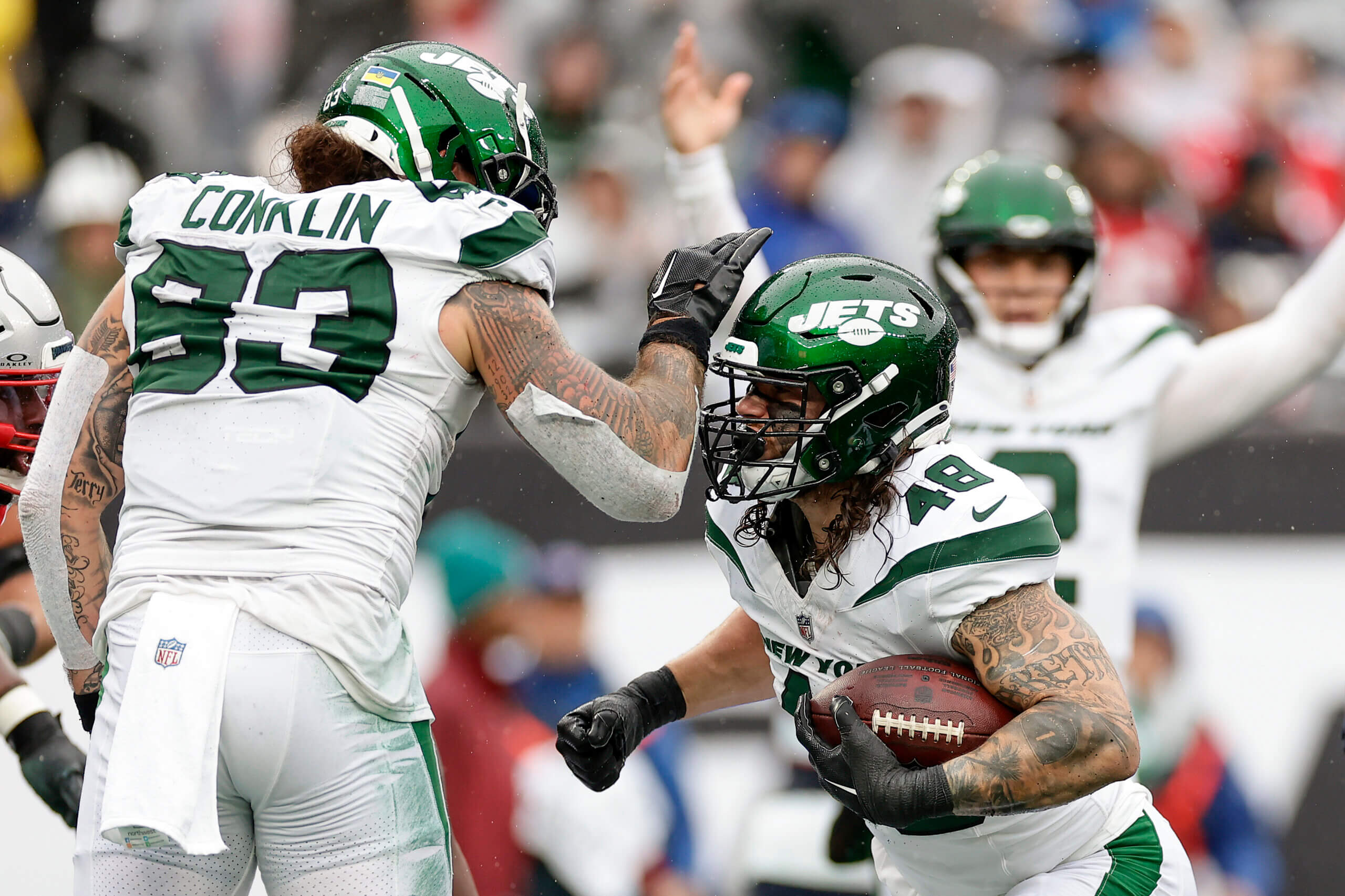 Jets Notebook: Zach Wilson remains QB1, Joe Namath doubles down