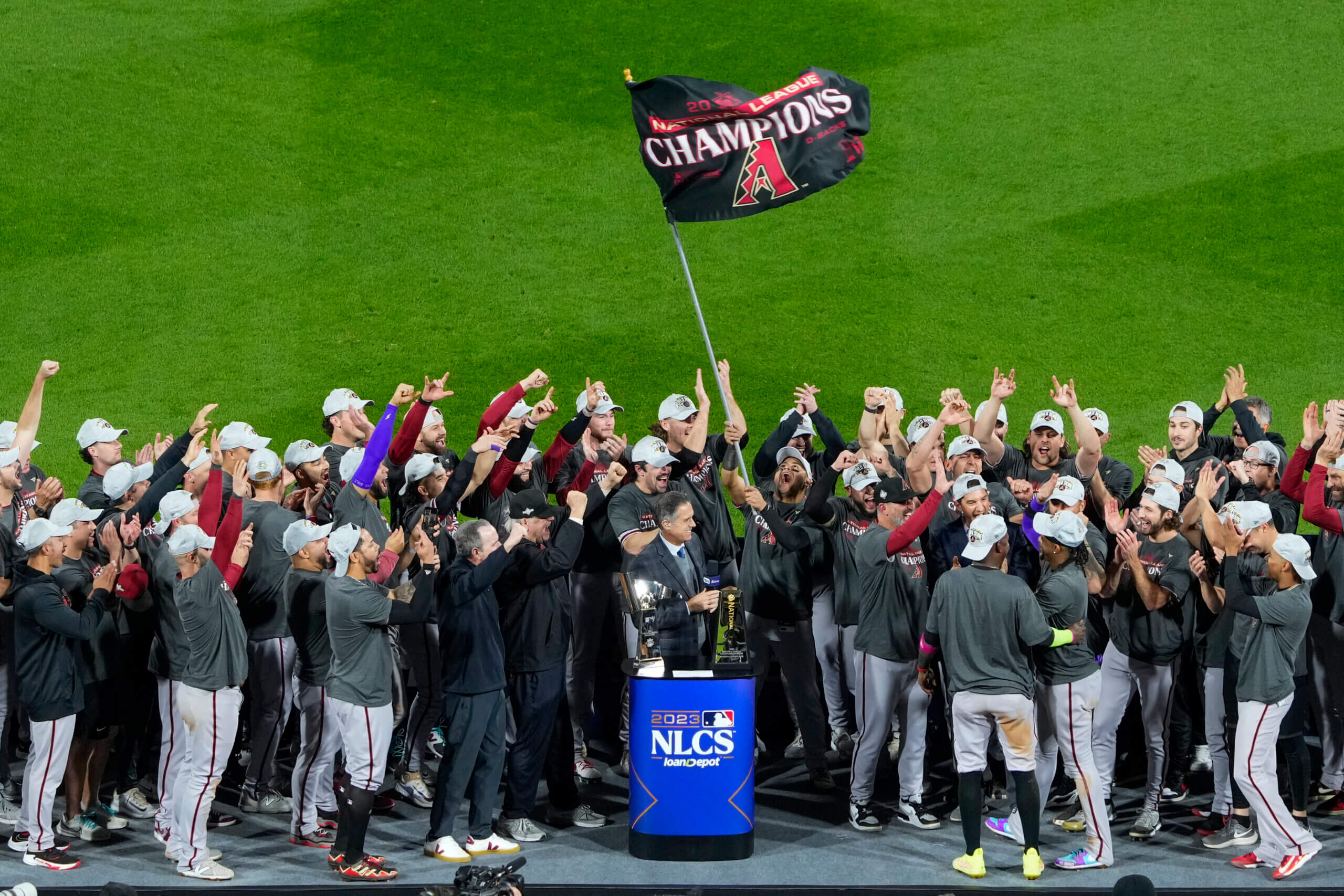 Phillies World Series history: When was last time Philly was in Fall  Classic? - DraftKings Network