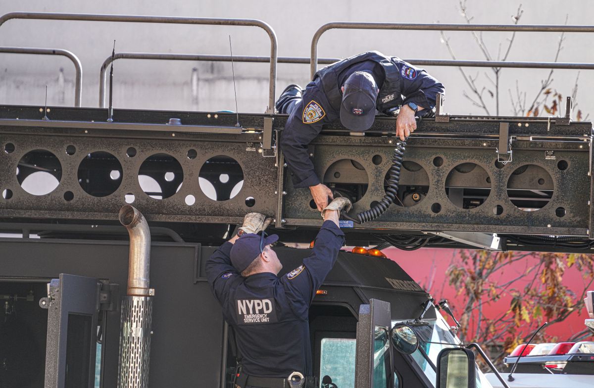 Queens police use equipment