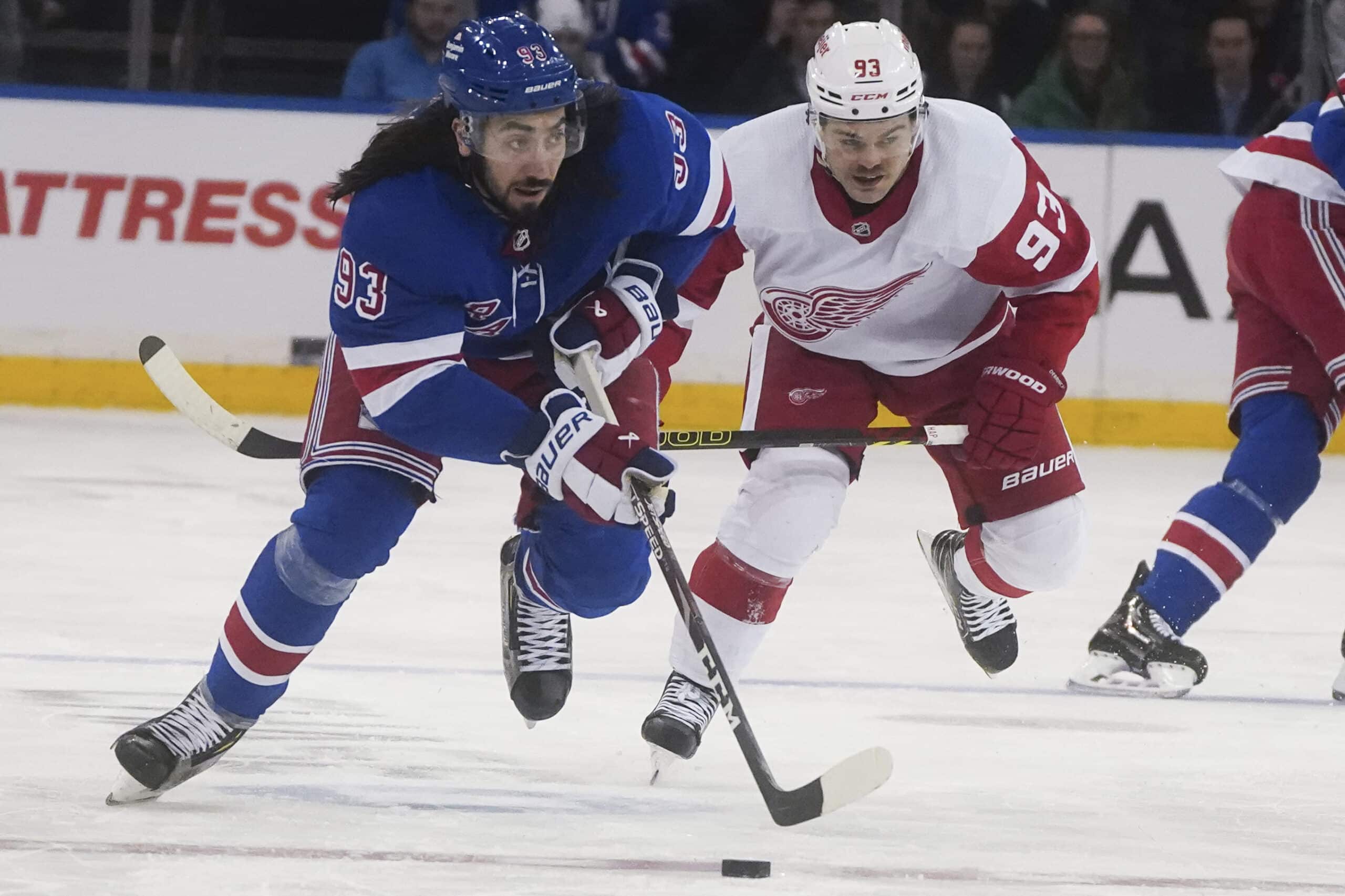 Rangers rally to thwart Red Wings 3-2 thanks to third-period heroics