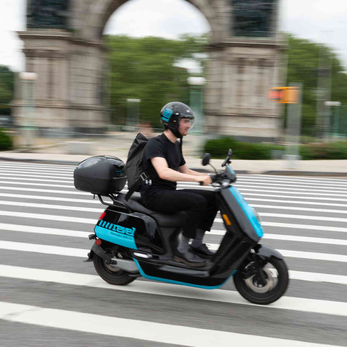 纽约初创公司Revel将于本月结束摩托车共享服务