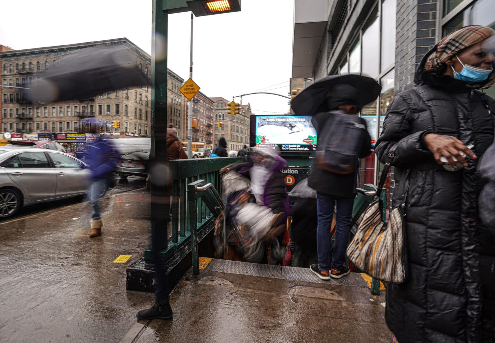 Heavy Rain And Wind Storm Expected In NYC   125streetscapeharlemDM 2 1600x1111 