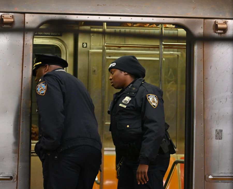 Brooklyn Subway Shooting: Straphanger Slain On 3 Train, Killer Still At ...