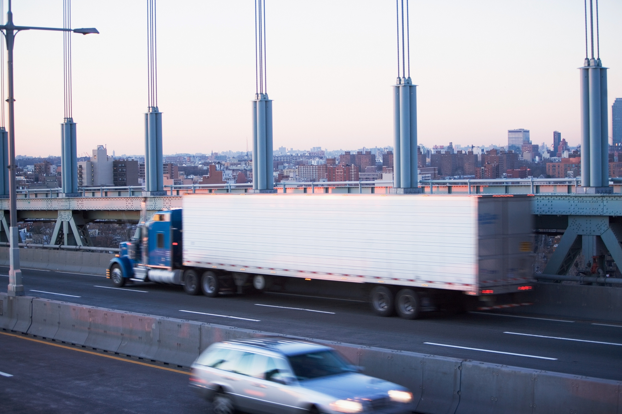 Truckers are latest group to file suit against congestion pricing |  amNewYork