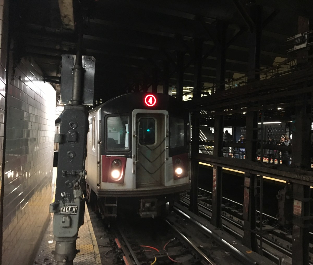 4 train in Manhattan where shooting occurred