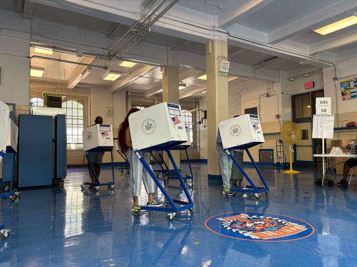 Primary voting in Manhattan