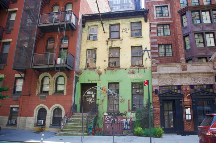 West Village rowhouse and theater set for landmark status
