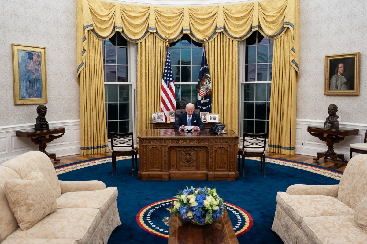 President in Oval Office
