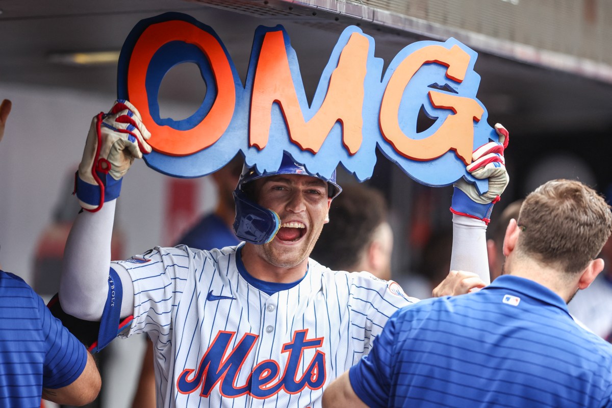Meet the man behind Mets’ famous “OMG” celebration sign