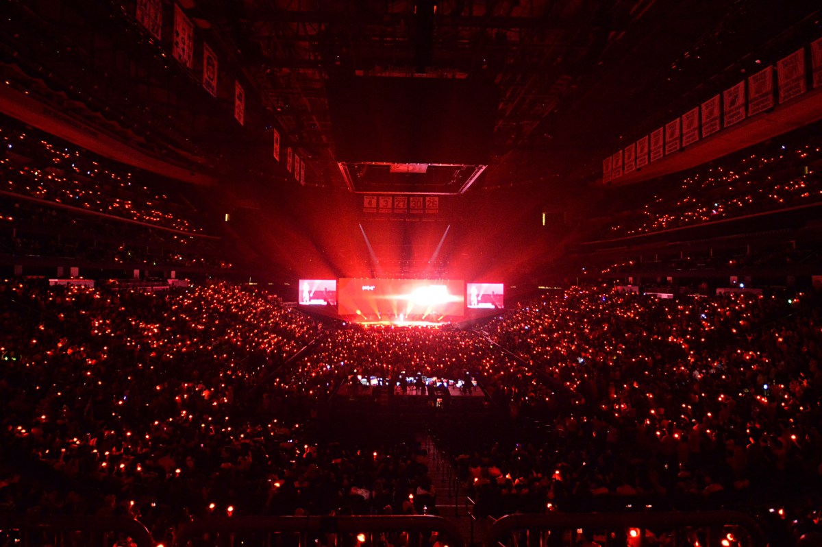 IU's powerful vocals filled the Prudential Center's arena.