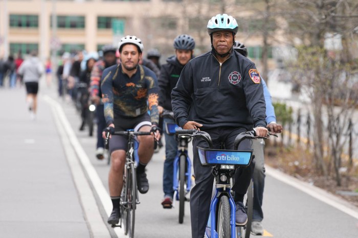 Mayor Adams rides Citi Bike