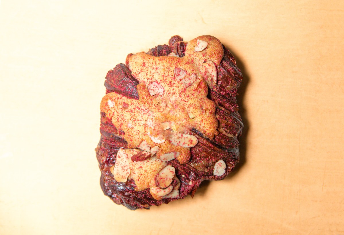 Ole & Steen's Raspberry Almond Croissant.