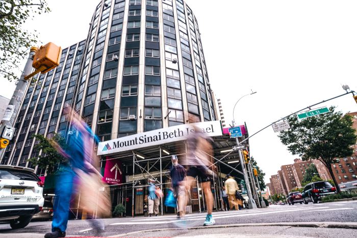 Mount Sinai Beth Israel hospital in Manhattan showing sign for emergency departmetn