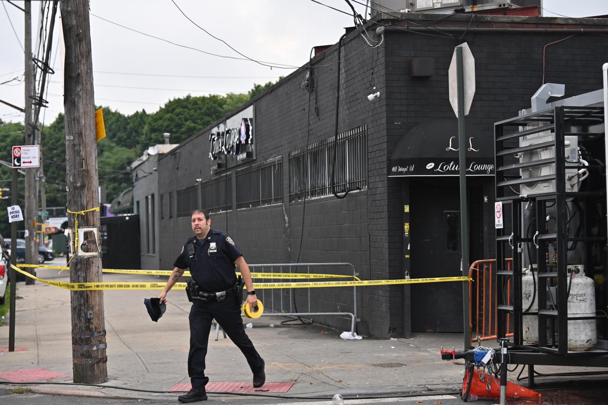 Police investigate scene where woman was shot at Brooklyn nightclub