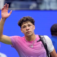 Ben Shelton waves to fans at the US Open. This is used for The Garden Cup preview