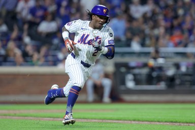 Luisangel Acuna doubles Mets Nationals