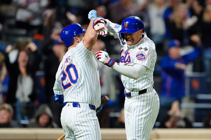 Brandon Nimmo Pete Alonso celebrate home run Mets