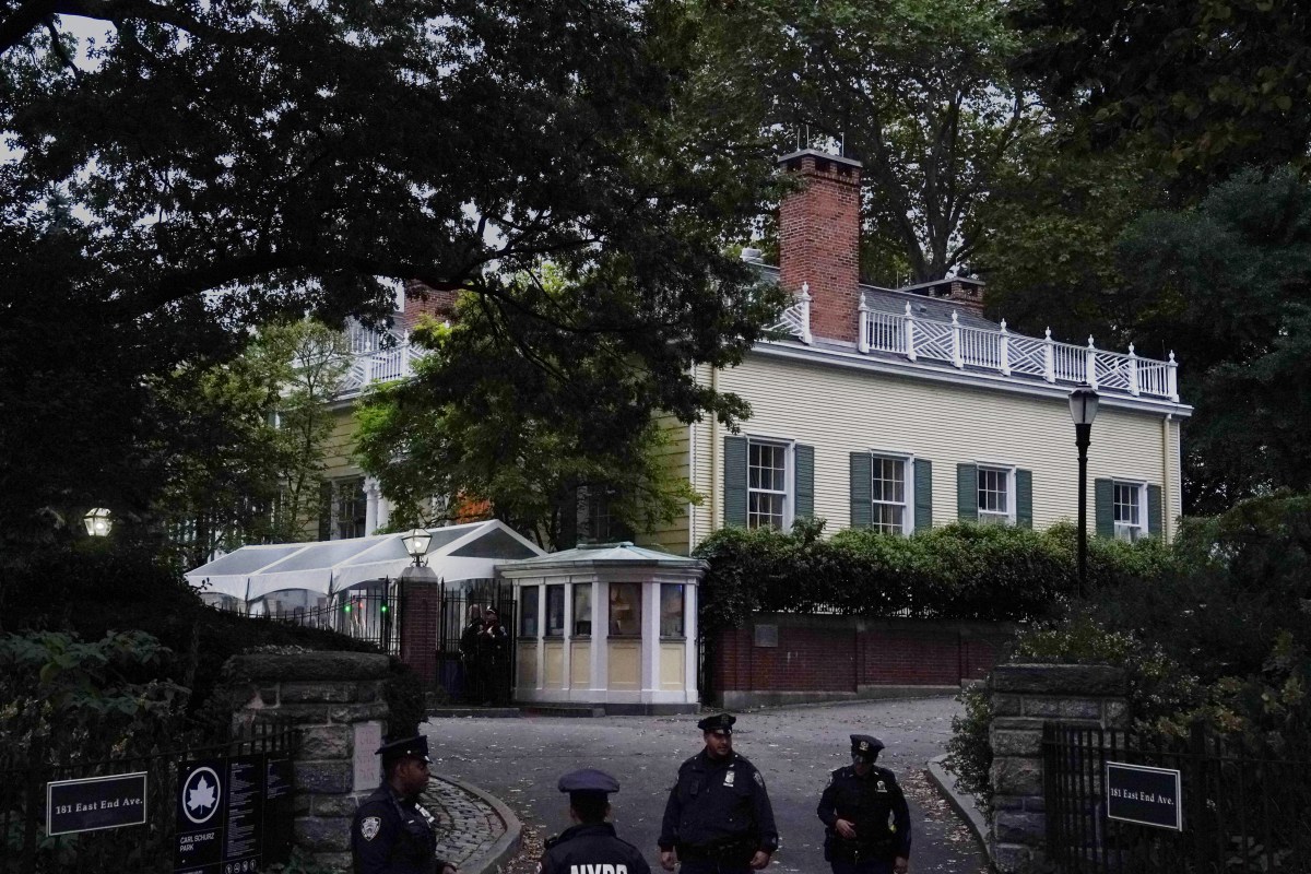 Officers at Gracie Mansion