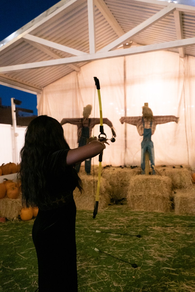 Scarecrow archery